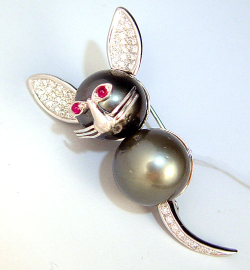 Appraisal: TAHITIAN BLACK PEARL FIGURAL MOUSE BROOCH K white gold brooch