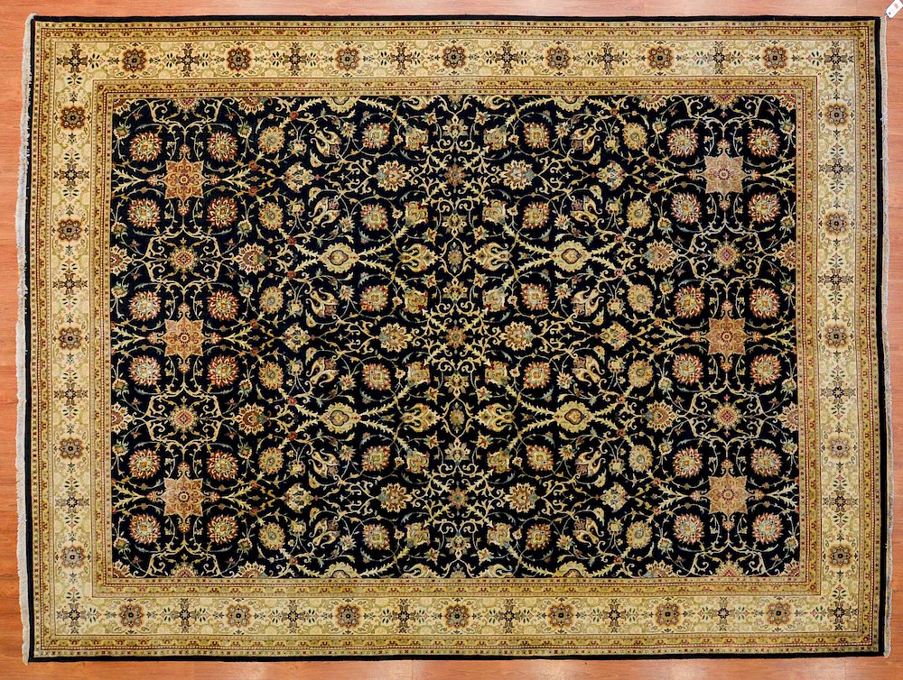 Appraisal: Fine Indo Mahal Carpet India x modern hand knotted Condition