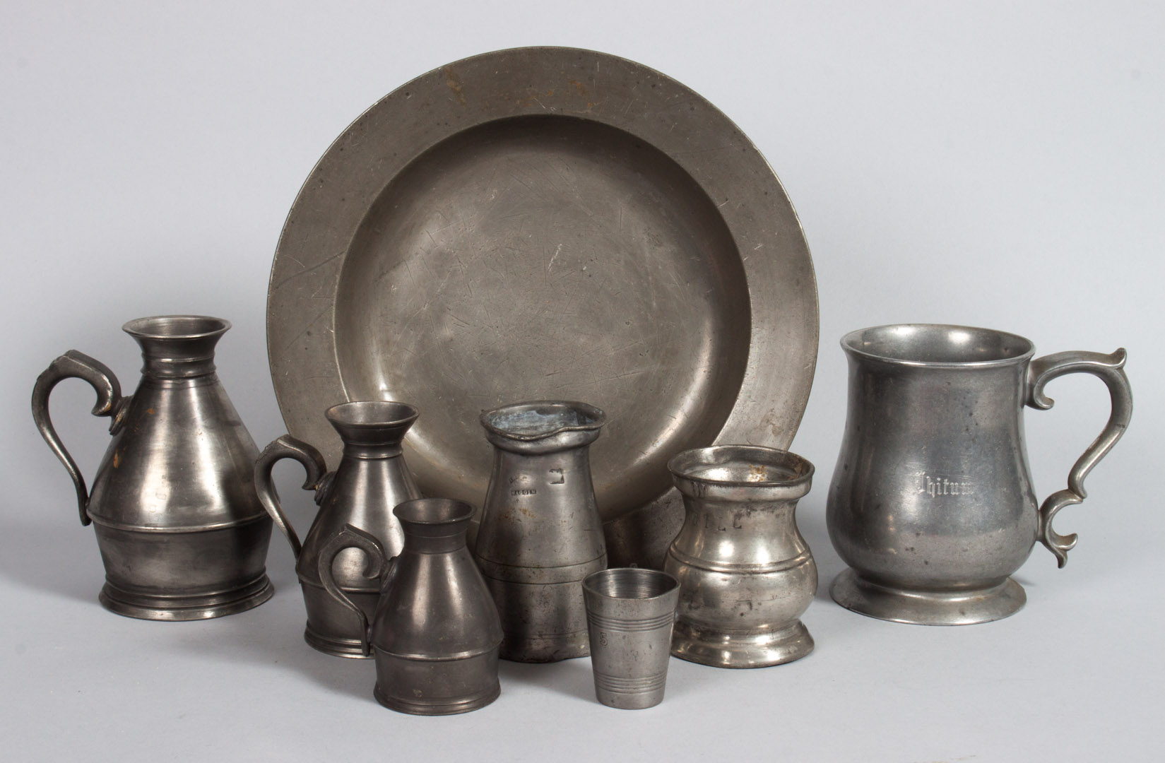 Appraisal: Eight pieces of assorted English pewter th century comprising five