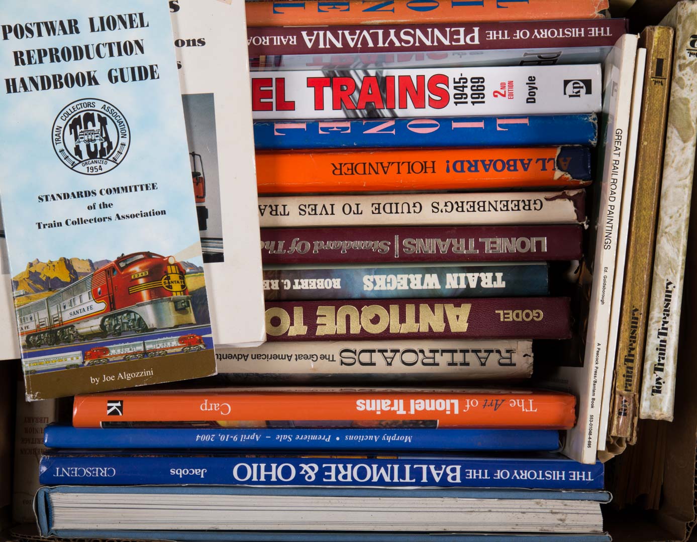 Appraisal: Group of Lionel and Train books Group of plus books