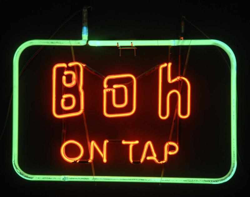 Appraisal: BOH on Tap Border Neon Sign Description s National Brewing