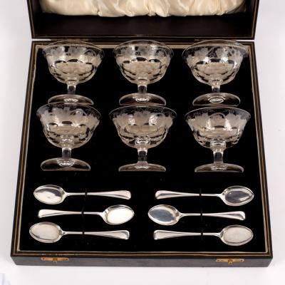 Appraisal: A cased set of six cut glass glac dishes and