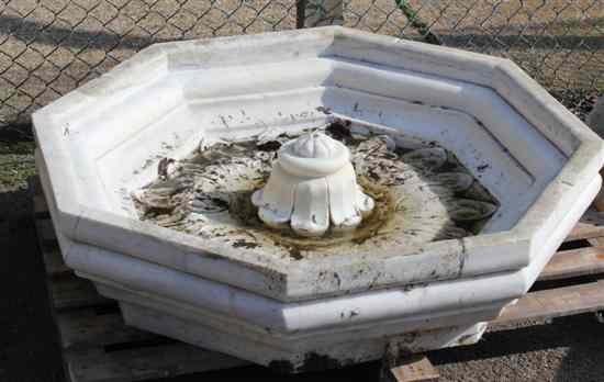 Appraisal: An Indian carved white marble fountain bowl of octagonal form