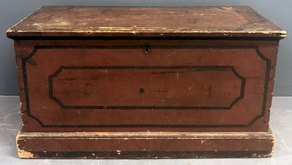 Appraisal: Paint Decorated Carpenter's Chest Paint decorated carpenter's chest th century