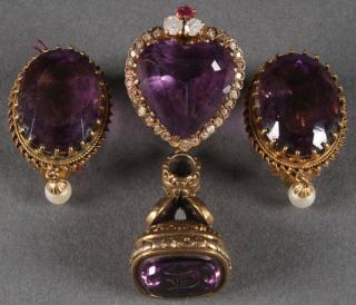 Appraisal: AMETHYST GEMSTONE GOLD JEWELRY GROUP A FINE AMETHYST GEMSTONE GOLD