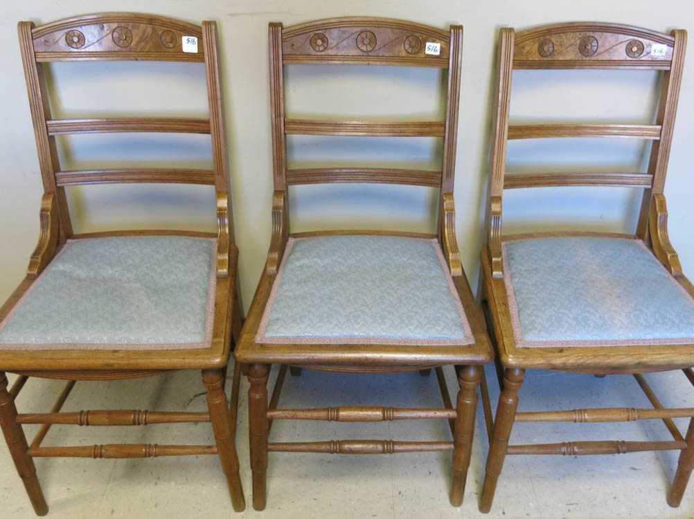 Appraisal: A SET OF SIX VICTORIAN DINING CHAIRS Eastlake style American