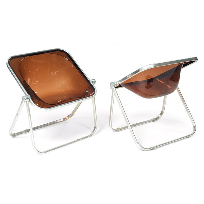 Appraisal: Giancarlo Piretti ''Plona'' folding chairs by Castelli pair one-piece molded