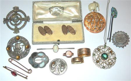 Appraisal: A collection of items to include a Georgian memorial ring