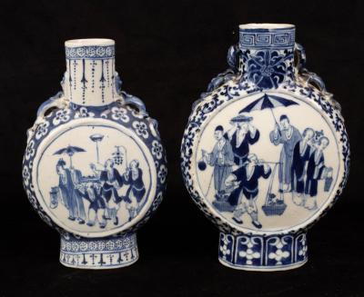 Appraisal: A near pair of Chinese blue and white vases Baoyueping