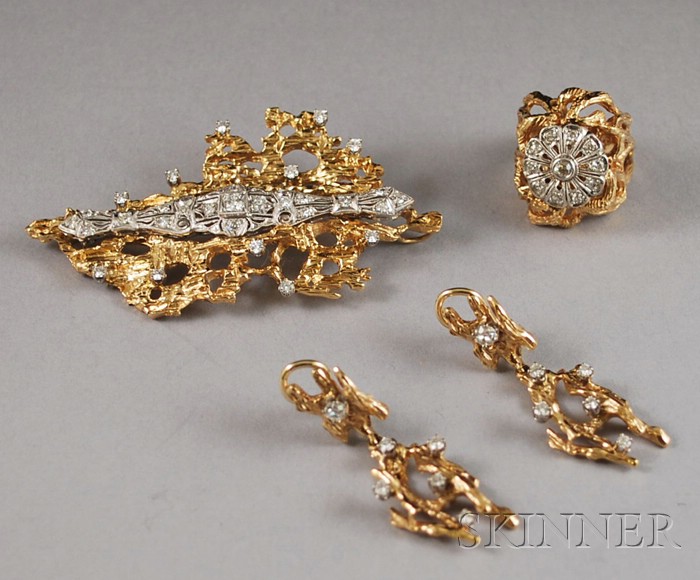 Appraisal: Bicolor kt Gold and Diamond Modern Suite including earrings a