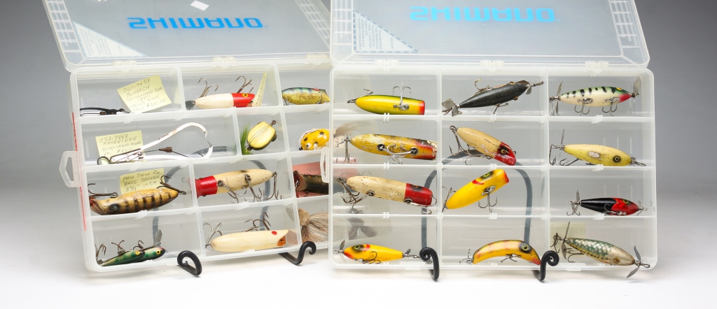 Appraisal: TWENTY-FOUR FISHING LURES INCLUDING MOONLIGHT American th century Including Moonlight