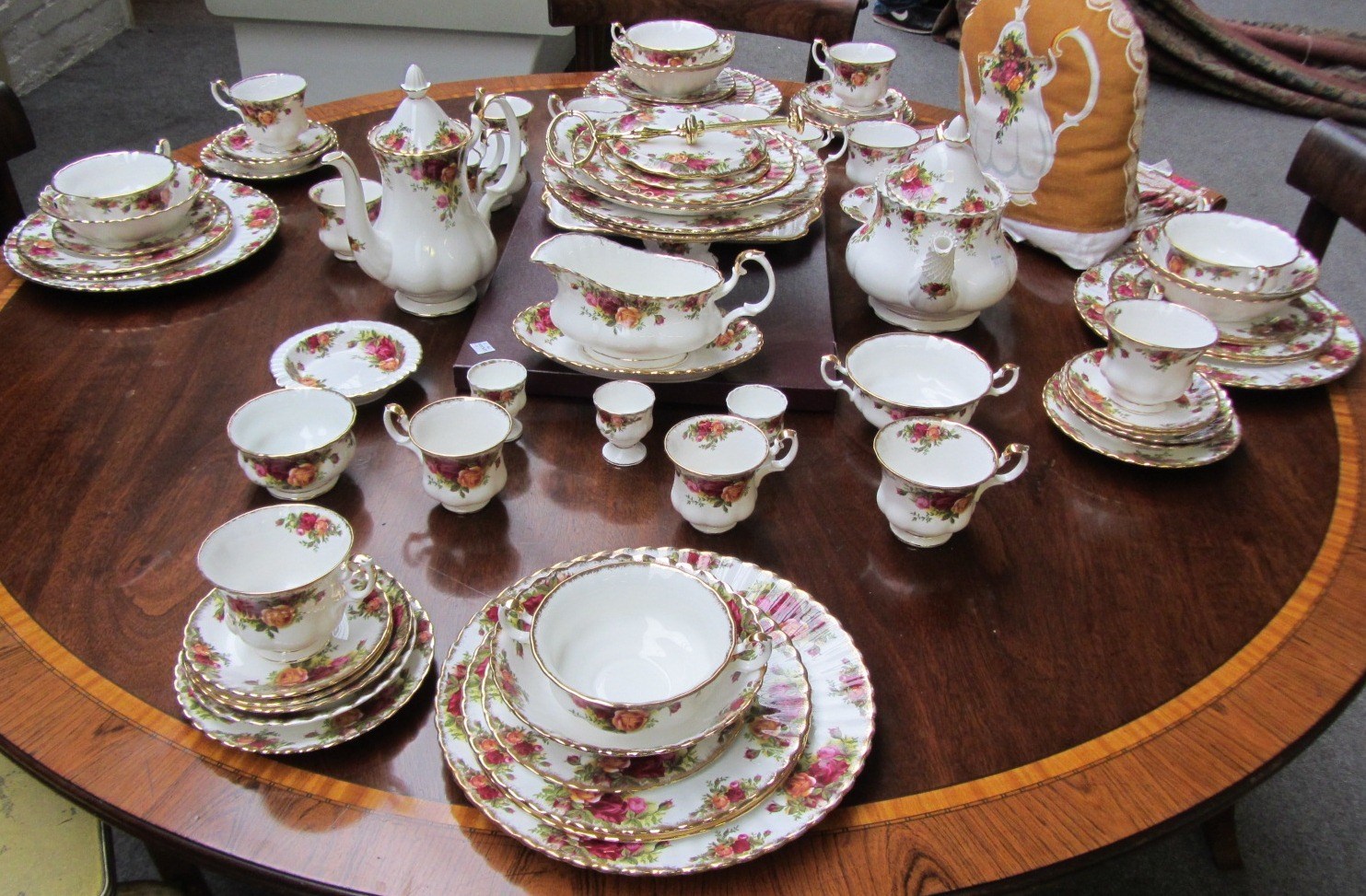 Appraisal: A Royal Albert part dinner and tea service decorated in