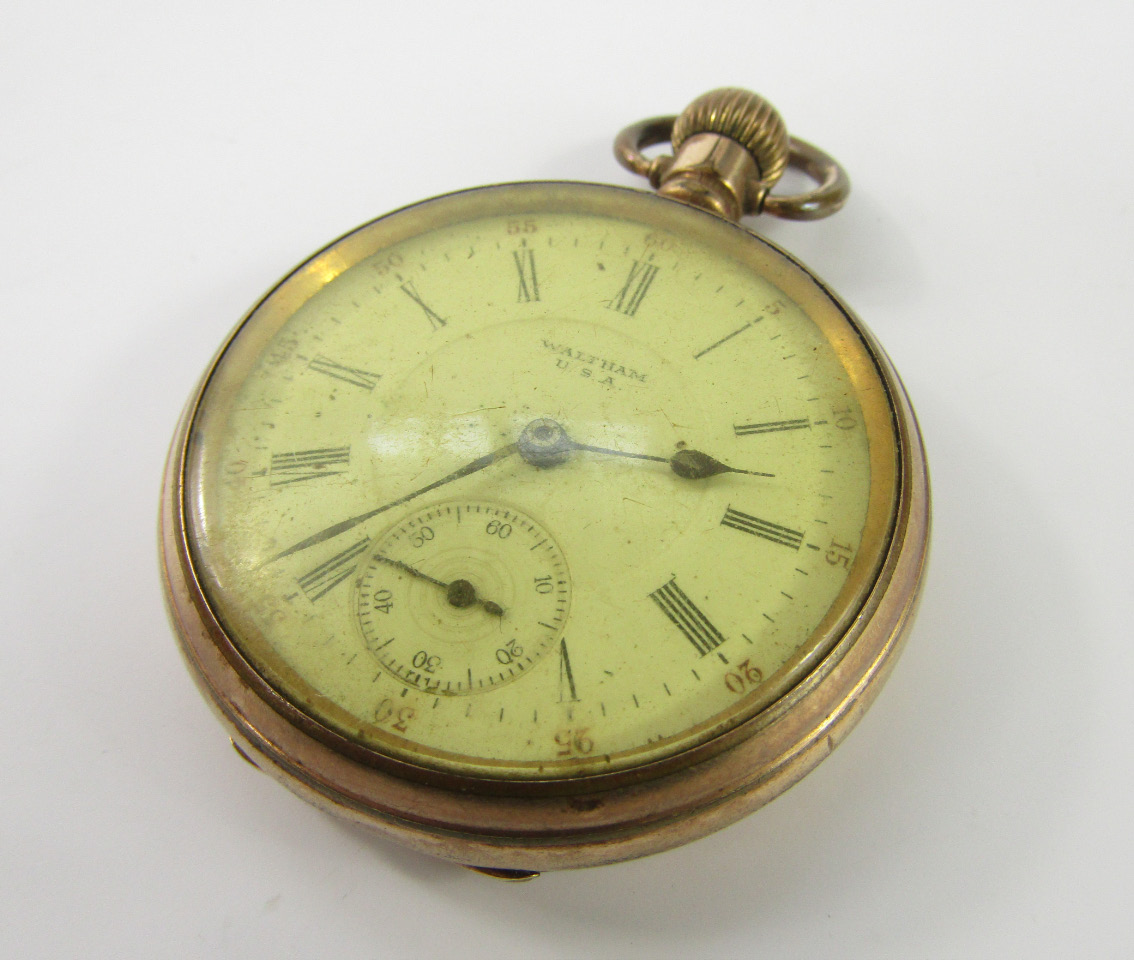 Appraisal: A Waltham pocket watch the movement numbered in a Dennison