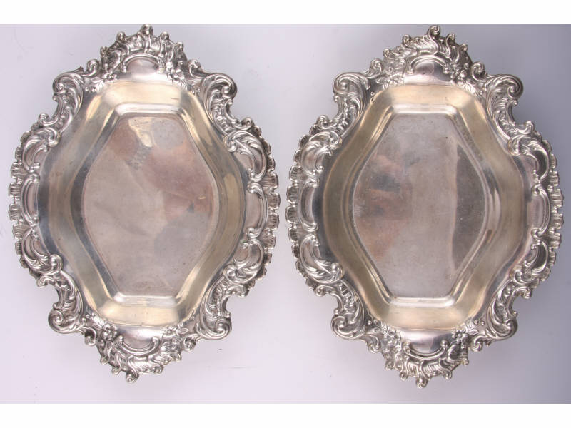 Appraisal: Pair of Reed Barton Sterling Silver Nut Dishes two nut