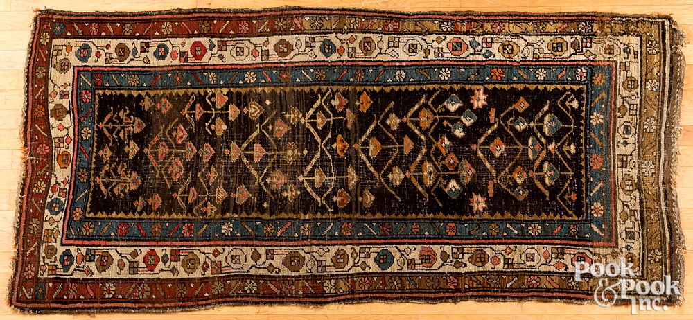 Appraisal: Hamadan carpet early th c Hamadan carpet early th c