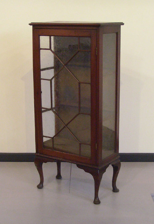 Appraisal: Mahogany vitrine ca h x w