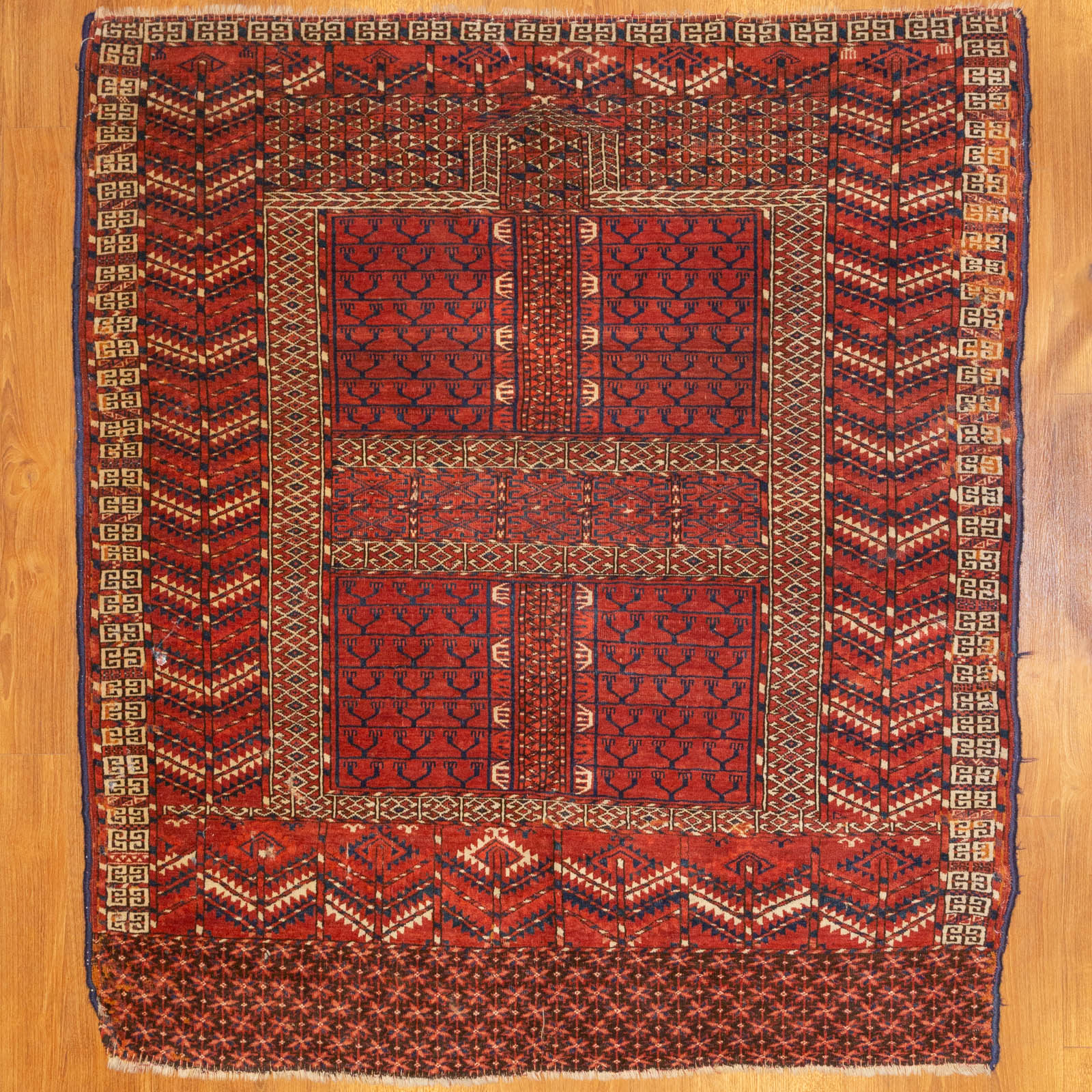 Appraisal: ANTIQUE TURKEMAN HATCHLI RUG TURKESTAN X First quarter- th century