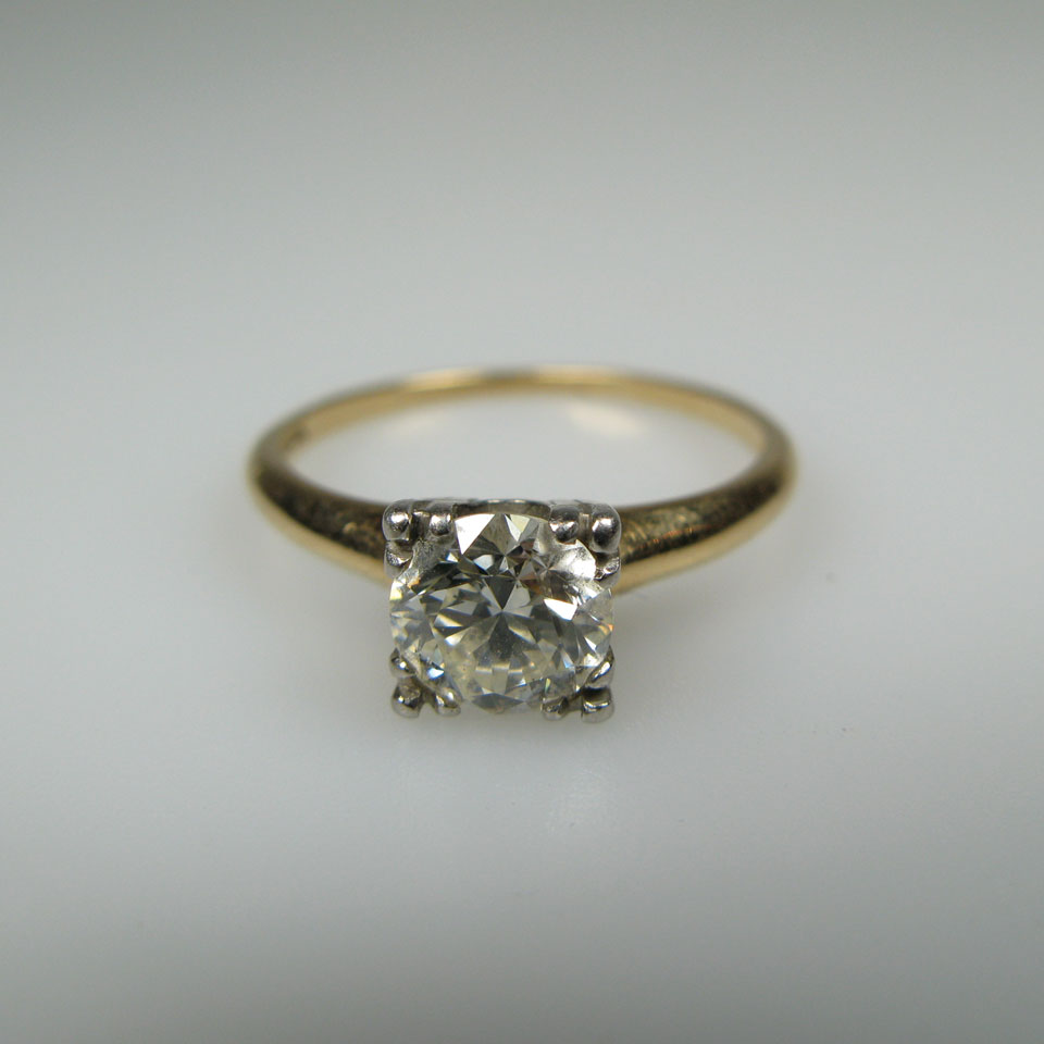 Appraisal: k Yellow Gold Ring set with a brilliant cut diamond