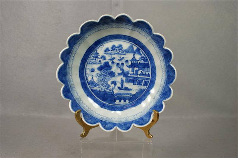 Appraisal: th c Chinese canton porcelain plate with scalloped edge measures