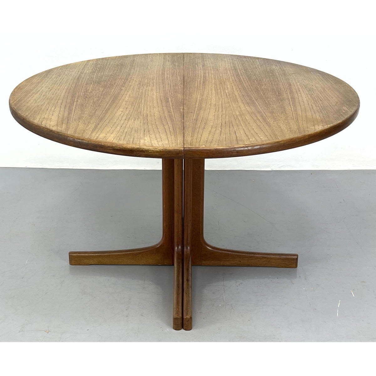 Appraisal: Danish Modern Teak Dining Table No Leaves Dimensions H inches