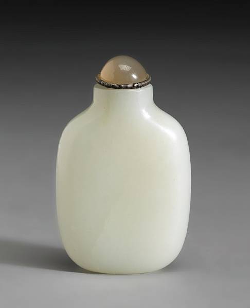 Appraisal: A white jade snuff bottle th Century Well-hollowed the bottle