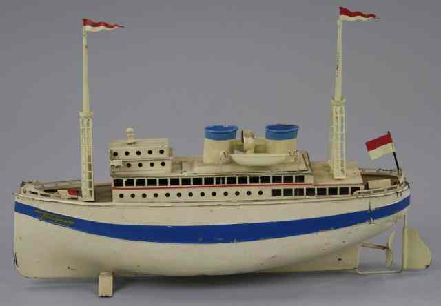 Appraisal: FLEISCHMANN OCEANLINER Germany hand painted done in white overall side