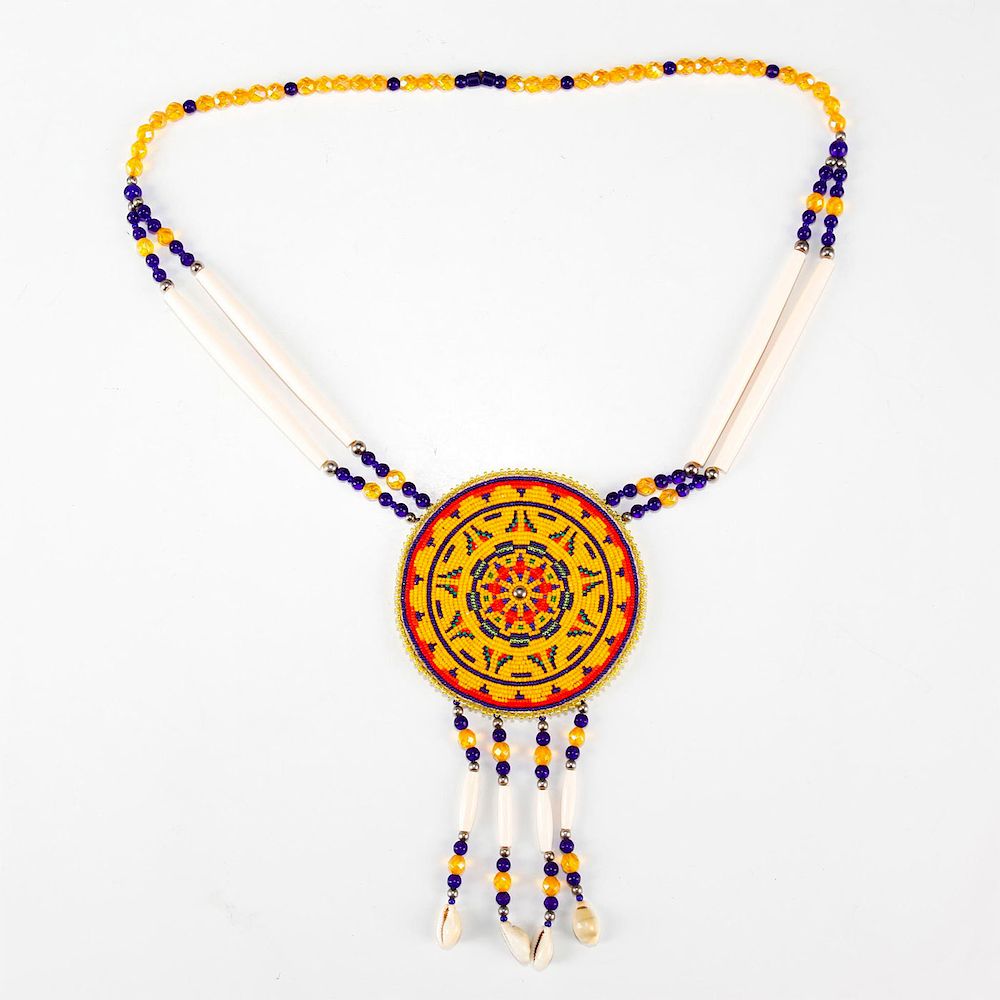 Appraisal: NATIVE AMERICAN BEADED NECKLACE Handmade beaded Native American pendant Western