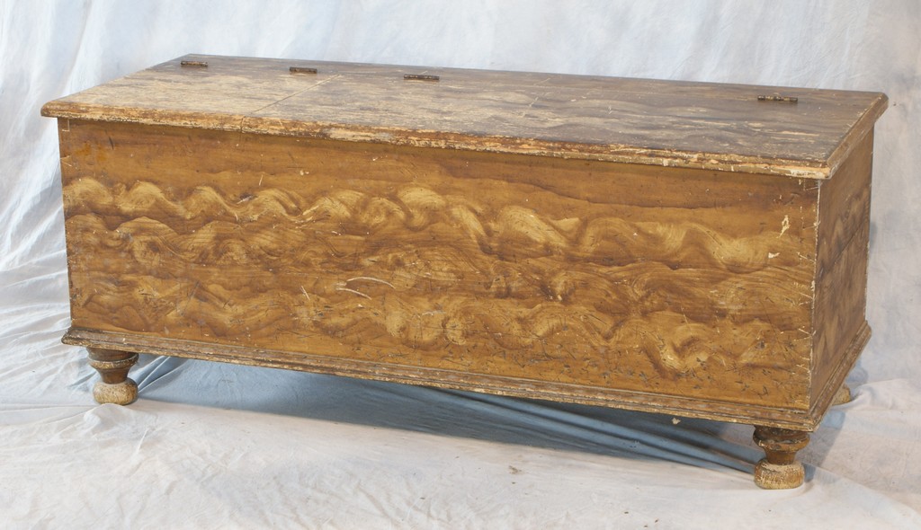 Appraisal: Double lift lid dovetailed wood box with original grained brown