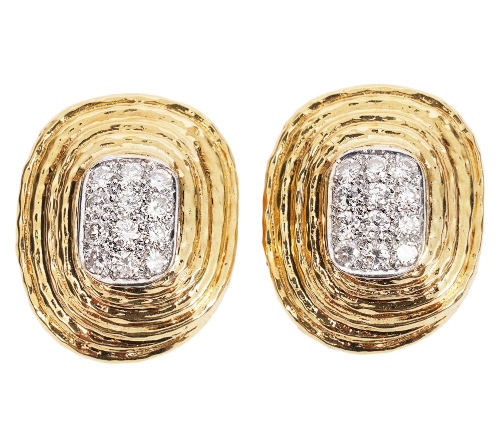 Appraisal: PR DAVID WEBB K YG PLATINUM DIAMOND EARRINGSPair of David