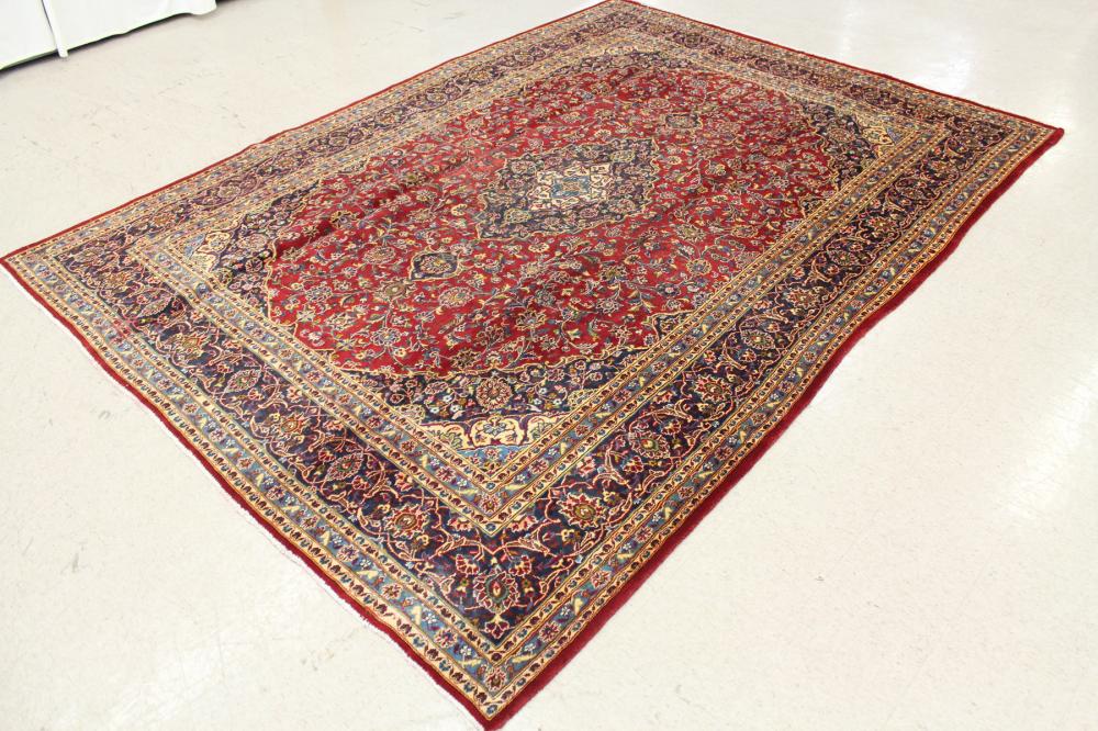 Appraisal: HAND KNOTTED PERSIAN MASHAD CARPET Khorasan Province northeastern Iran floral