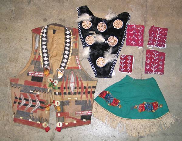 Appraisal: A group of Native American clothing items A Cree youth's