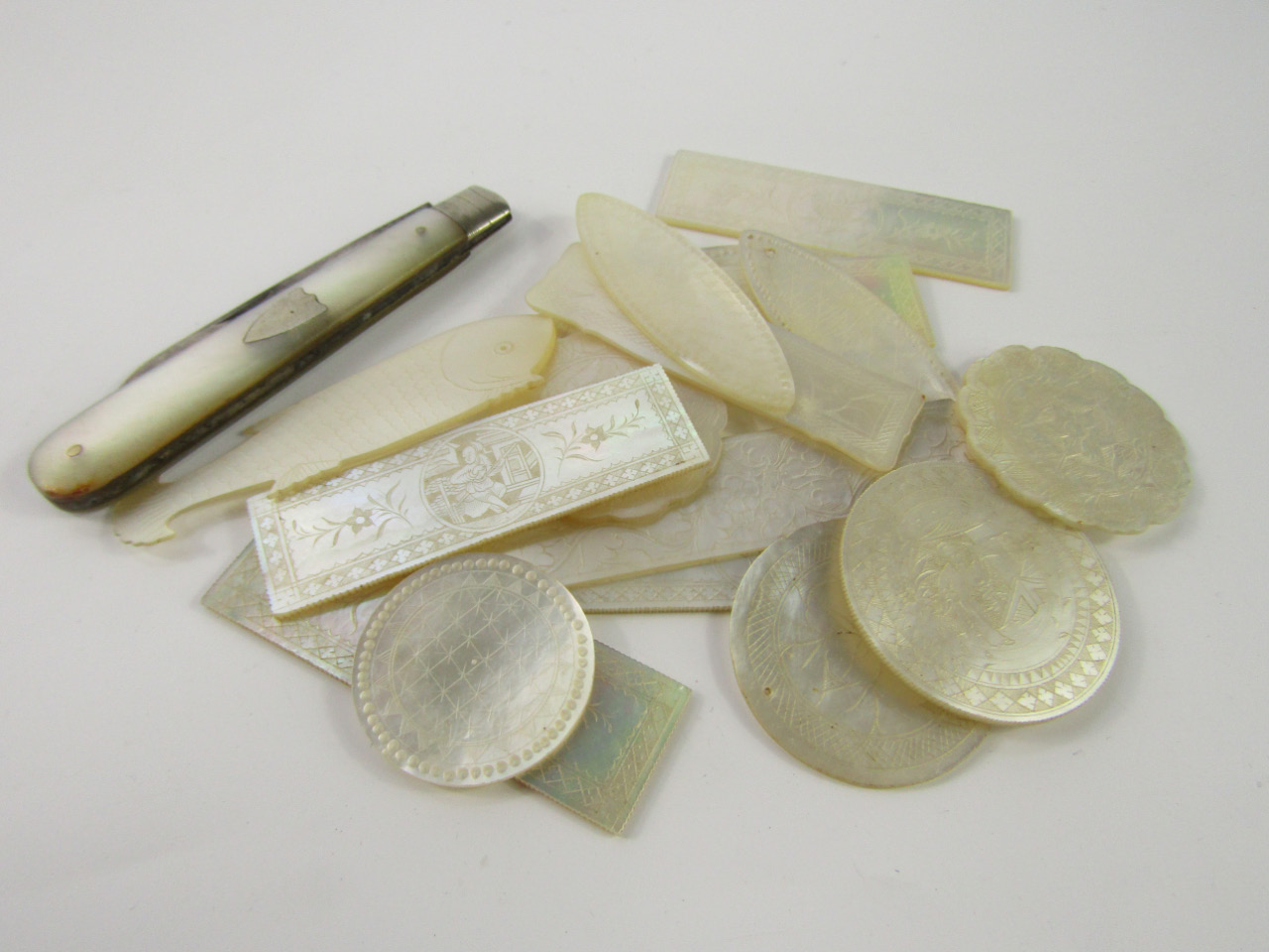 Appraisal: A George V silver and mother of pearl folding pocket