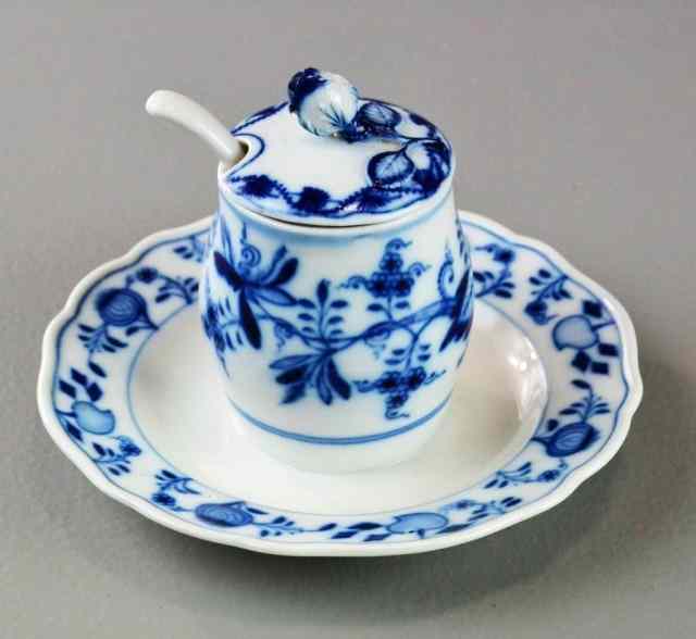 Appraisal: MEISSEN JAM POT WITH SPOON - Blue OnionVery nice little