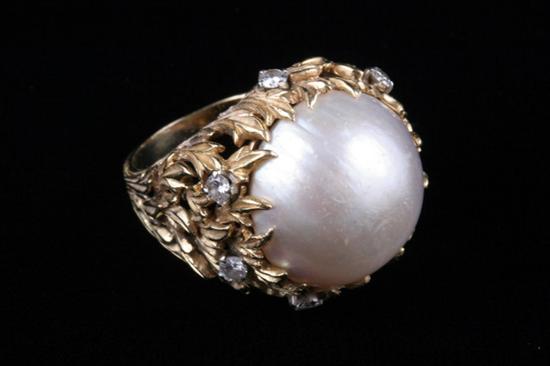 Appraisal: K YELLOW GOLD MABE PEARL AND DIAMOND RING Mabe pearl