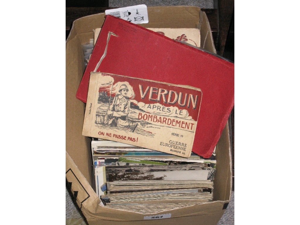 Appraisal: Box of assorted postcards and souvenir photographs