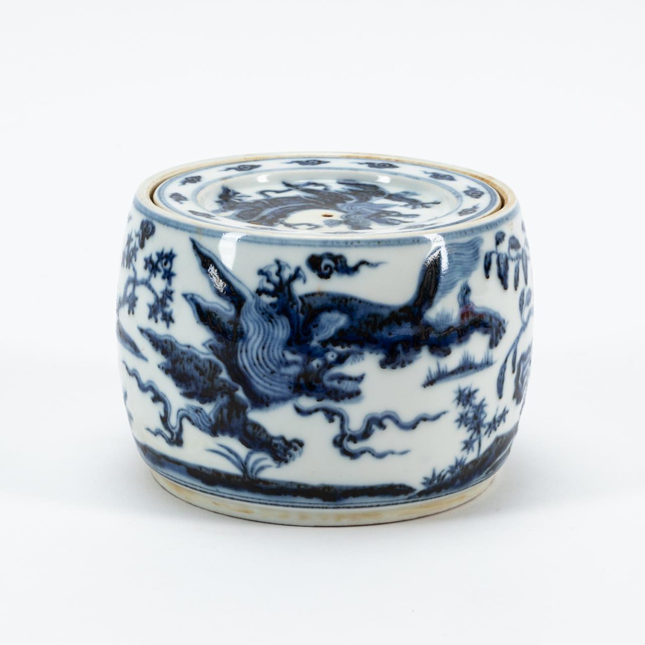 Appraisal: CHINESE BLUE WHITE PORCELAIN CRICKET BOX Chinese Ming style blue