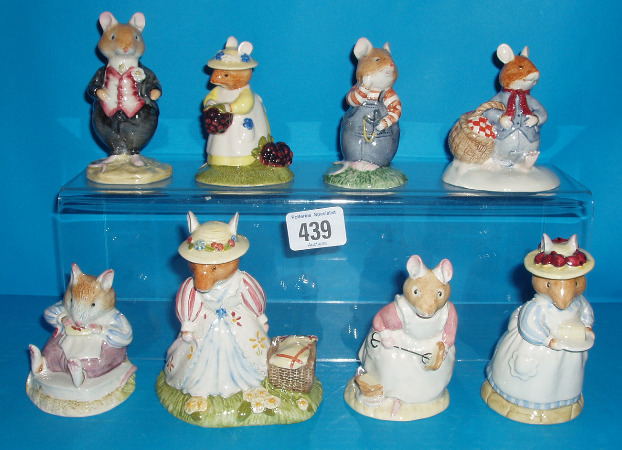 Appraisal: Collection of Figures From The Brambly Hedge Series Mrs Apple