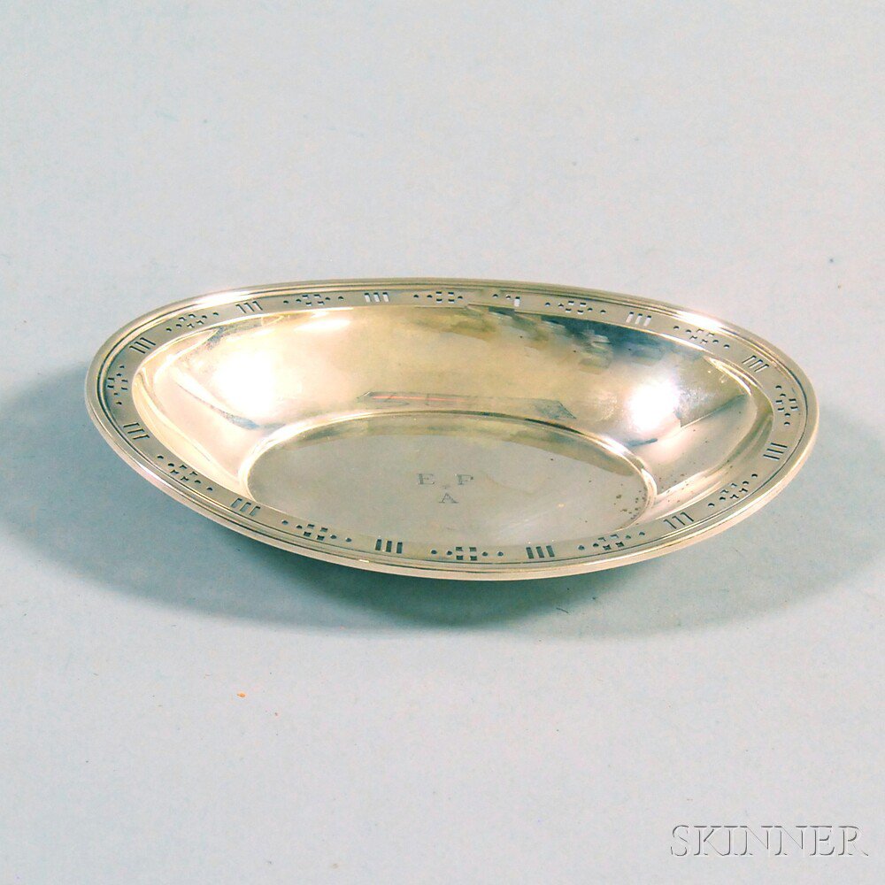 Appraisal: Tiffany Co Sterling Silver Dish New York - ovoid with