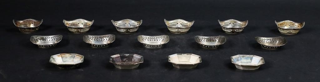 Appraisal: sets of sterling silver nut dishes Set of Gorham nut