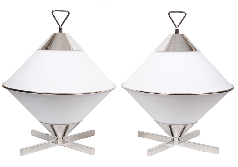 Appraisal: PR WHITE CHROME RETRO SPACE AGE TABLE LAMPSPair of mid-century