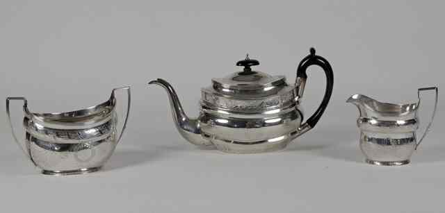 Appraisal: A matched Georgian three-piece silver tea set the teapot TR