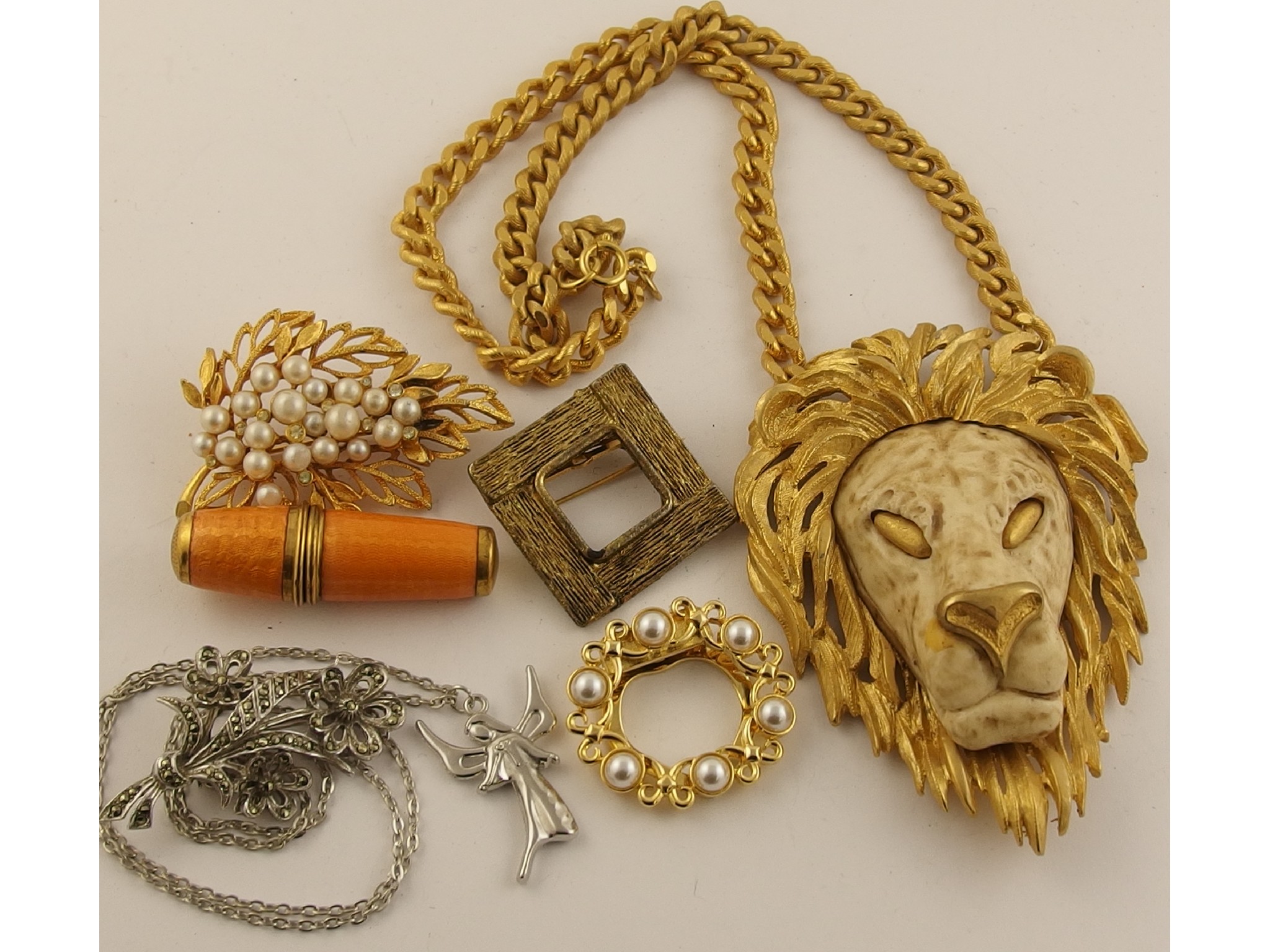 Appraisal: A large costume jewellery lion necklace enamelled sewing compendium etc