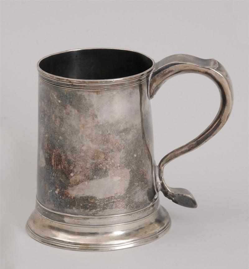 Appraisal: GEORGE III CRESTED SILVER CYLINDIRCAL MUG Marks IL-R Newcastle with