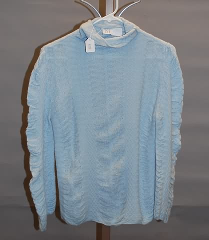 Appraisal: TSE pale blue cashmere puckered long sleeve turtleneck sweater Size