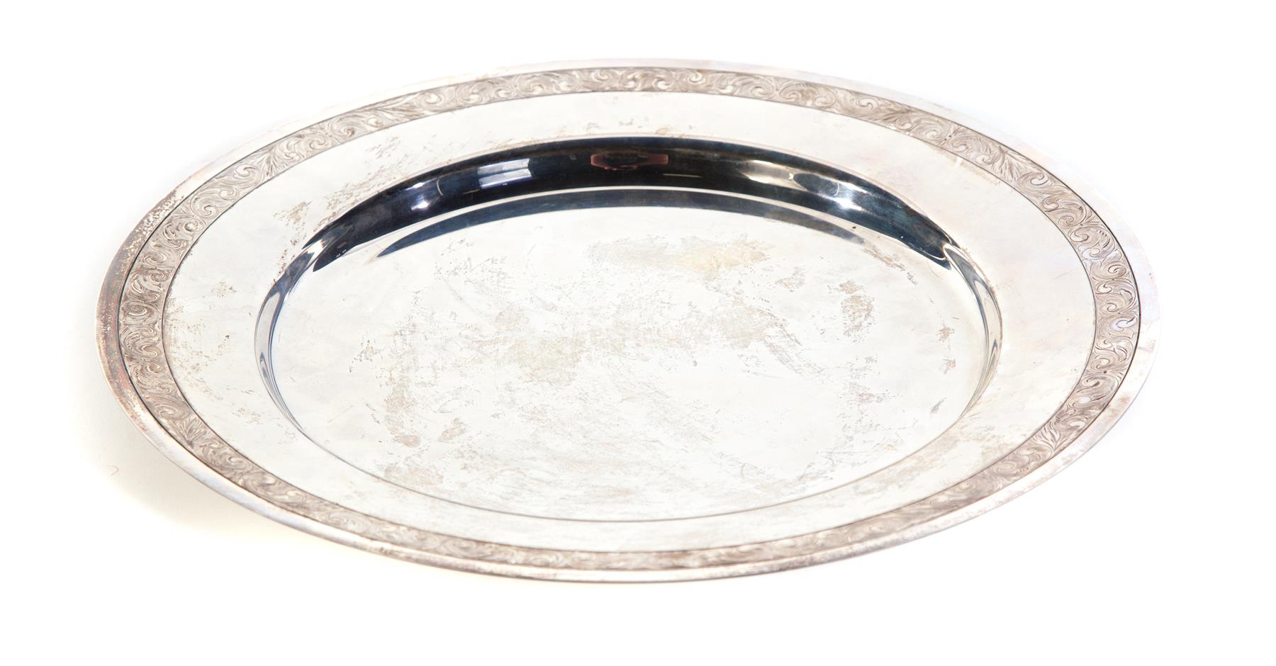 Appraisal: ELLMORE SILVER COMPANY STERLING SILVER CHARGER Meriden Connecticut - Simple