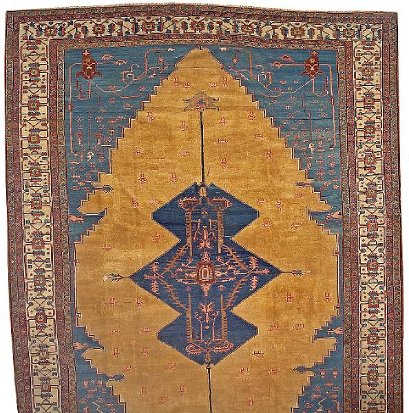 Appraisal: A Serapi carpet Northwest Persia late th century size approximately