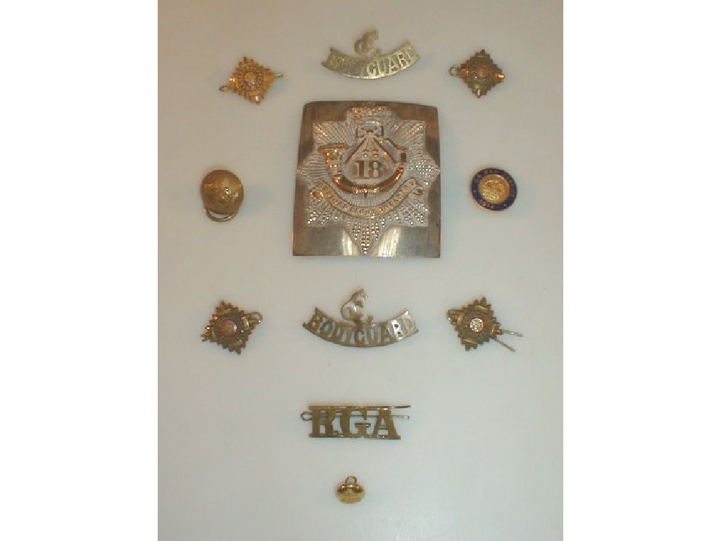 Appraisal: th Bedford Light Infantry insignia and other badges