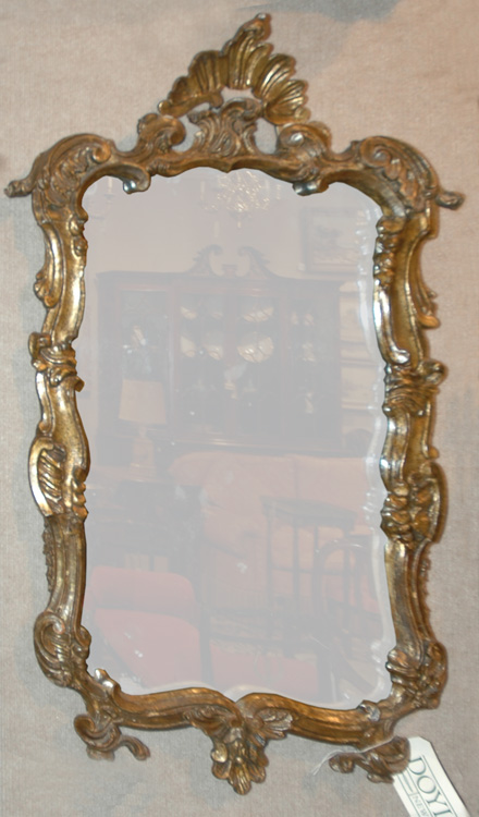 Appraisal: Louis XV Style Gilt-Wood Mirror Estimate -