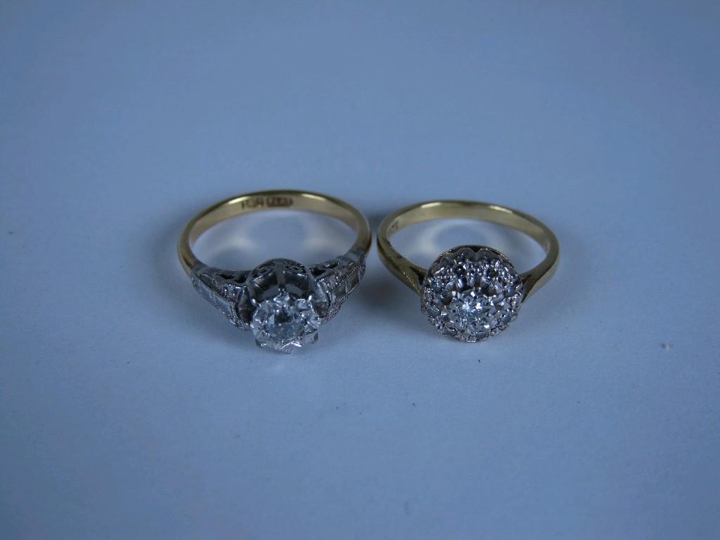 Appraisal: A Diamond Cluster Ring illusion-set brilliant-cut stones stamped ct and