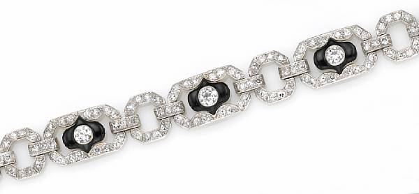 Appraisal: A late art deco diamond and platinum bracelet designed as